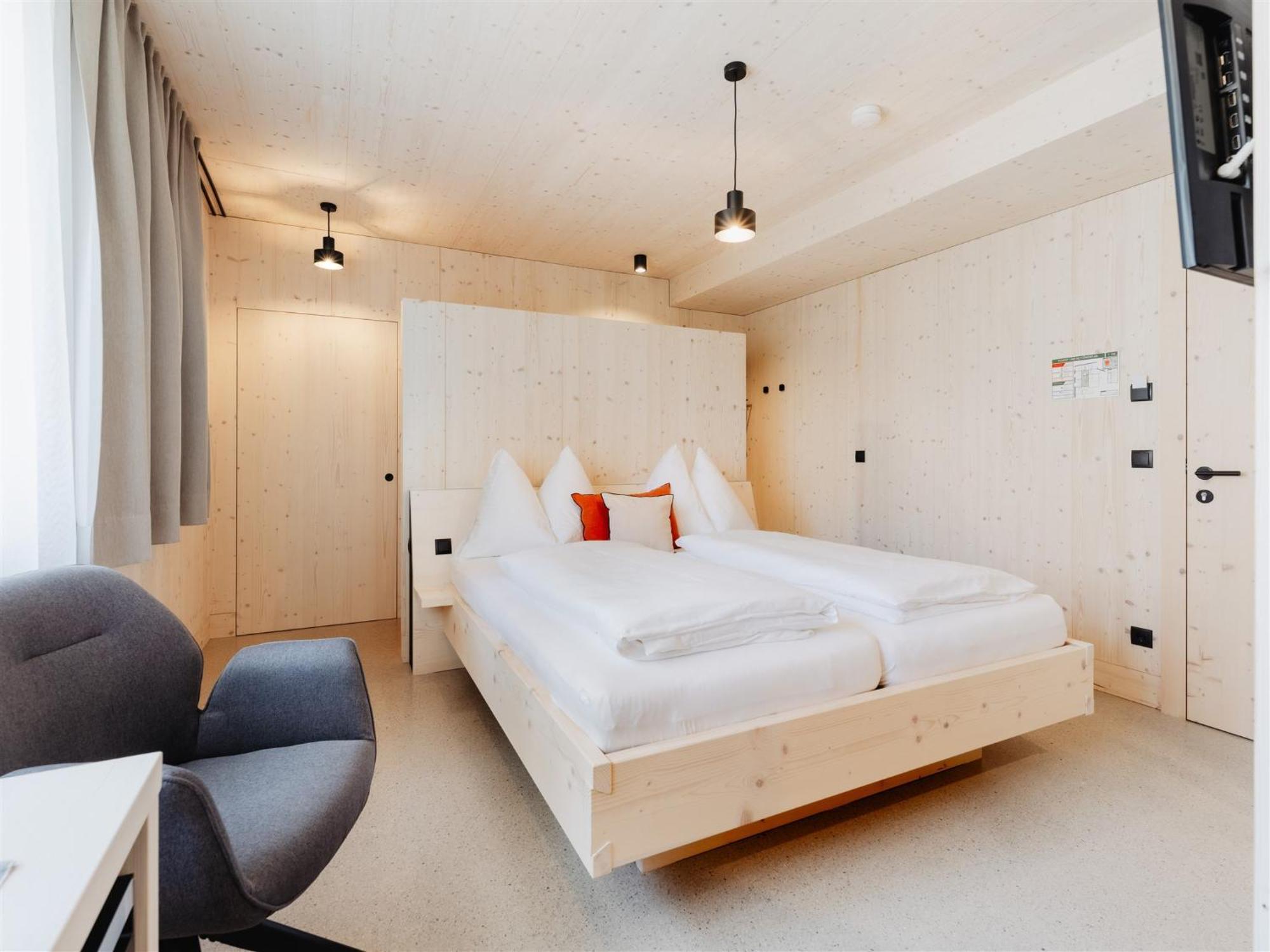 B&B Hotel Zimmerei Mit Fruehstueck Лунц-ам-Зе Экстерьер фото